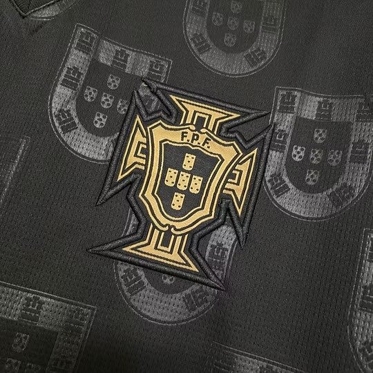Camiseta Portugal World Cup 2026 Tercera Equipacion Negra - Version Aficionado