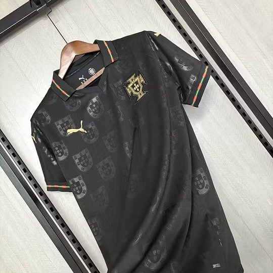Camiseta Portugal World Cup 2026 Tercera Equipacion Negra - Version Aficionado