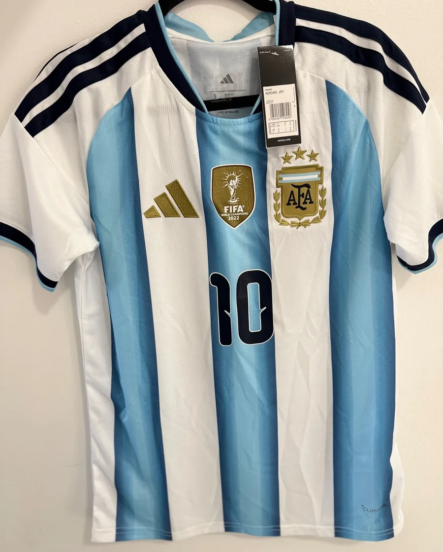 Argentina local sin nombre frente